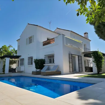 Peaceful Marbesa Villa Marbella