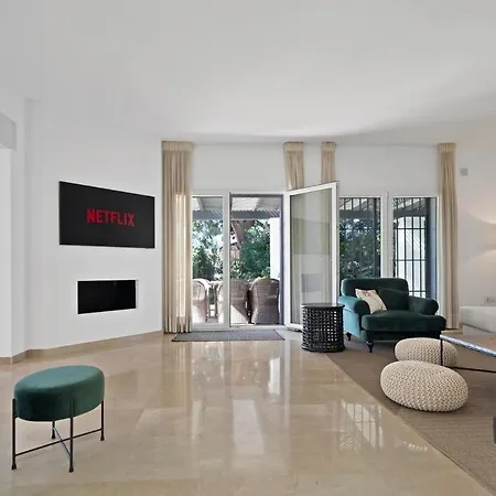 Peaceful Marbesa Villa