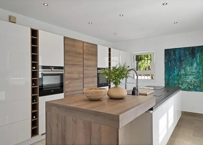 Peaceful Marbesa Villa