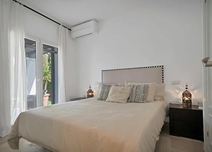 Peaceful Marbesa Villa Marbella